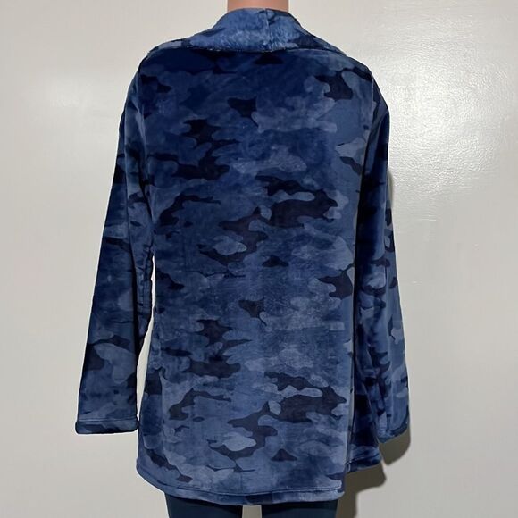 Susan Graver Weekend Regular Printed PLUSHKNIT Cardigan - Picture 3 of 3